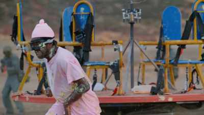 [screams] - Jackass Forever