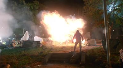 (SCREAMS) - DC's Legends of Tomorrow