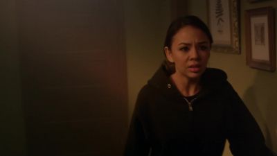 ( screams ) - Pretty Little Liars