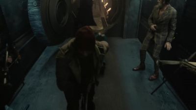 - [screams]
- Second wave! - Snowpiercer