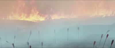 The fire's not holding them back. - The Great Wall
