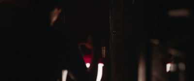 [screeching] - It Comes at Night