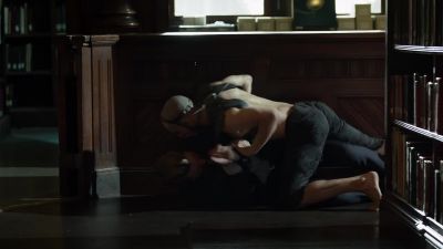 (SCREECHING) - Gotham