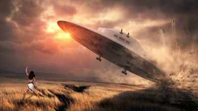 Scully wrote that
the crashed UFO - Alien Chronicles: Top UFO Encounters