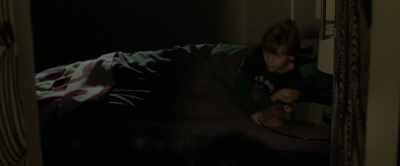 - [Scurrying]
- [Grunts] - Daddy's Head