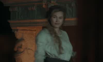 Se, så vakker du er. - The Ugly Stepsister