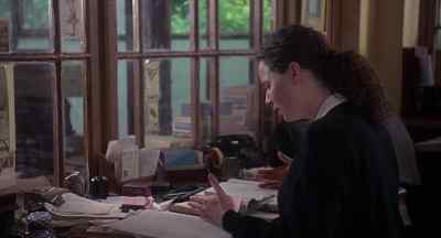 Sean, I just don't
see why business
has been so bad. - Circle of Friends