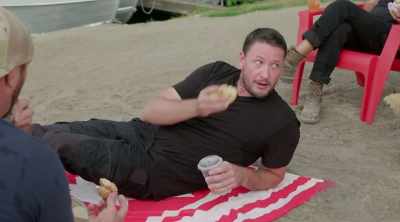 Sean: When you guys
won the first challenge, - Renovation Resort