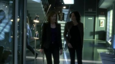 Sean Wyatt still
isn't talking, - CSI: Crime Scene Investigation
