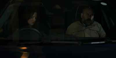 [seat belt clicking] - The Capture