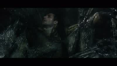 Sebastian. - Alien vs  Predator