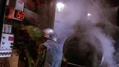 Second floor lingerie - Gremlins 2: The New Batch