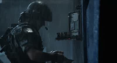 Second squad, move up. - Aliens