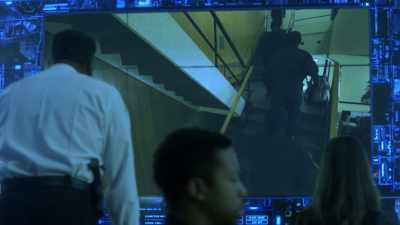 Security's cleared
everybody out, - APB