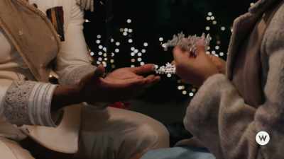 ♪ See all the
wonder everywhere ♪ - Inventing the Christmas Prince
