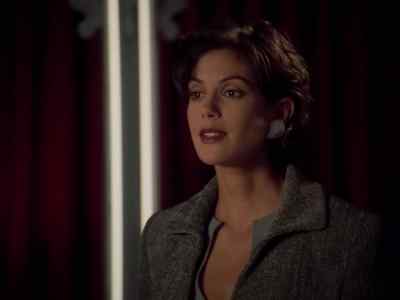 See, it doesn't work.
Clark, it's just too hard. - Lois & Clark: The New Adventures of Superman