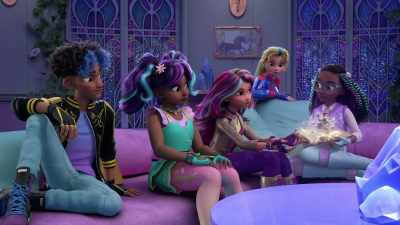See? Don't you think this could be
my dad using the crown stars? - Unicorn Academy
