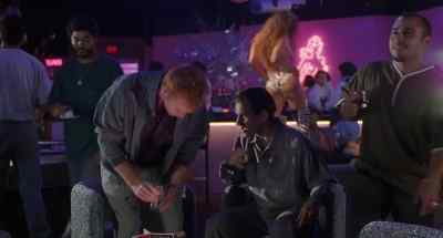 See that guy in
the red shirt over there? - Kiss of Death