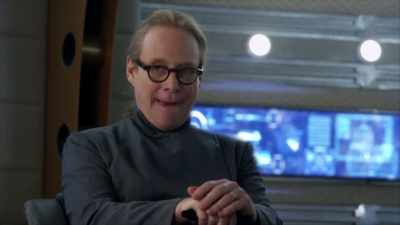 See how they pamper me? - Space Command Redemption