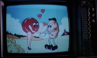 See how Potato Man loves Ketchup Man - Rabid