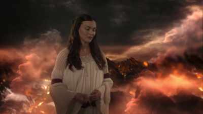 See, I don't think he's
discovered me here yet. - Mythica: The Godslayer