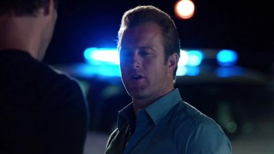 See? I knew it. - Hawaii Five-0