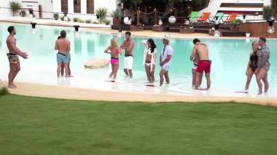 See, I'm sorry, I
want to apologize - Love Island