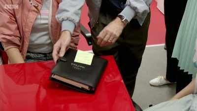 See, this is what was called a Filofax, - Back in Time for Dinner