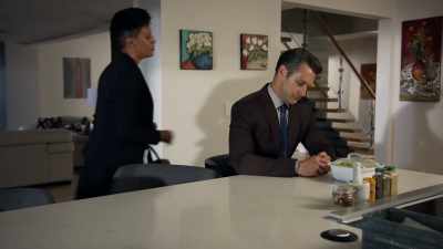 See you later.
[kiss] Feel better. - My Husband's Killer Affair