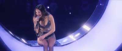 - See look, my manager
has me taking these pills - Olivia Rodrigo: GUTS World Tour