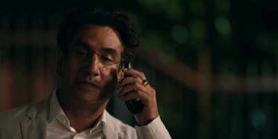 - See me?
- Yeah, see you. - The Dropout