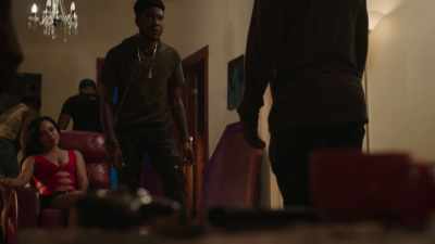 - See, now we got a problem.
- [stammers] - The Chi