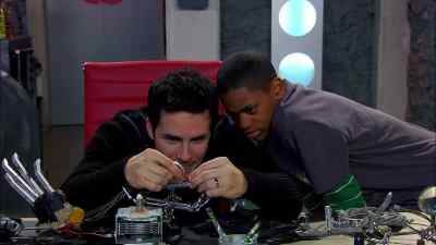 SEE? NOW THEY'RE CONNECTED. - Lab Rats