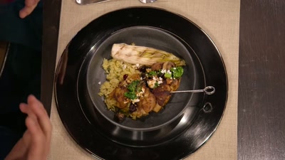 See some fresh herb and thyme.
It-- It's a really great color contrast. - Cook at all Costs