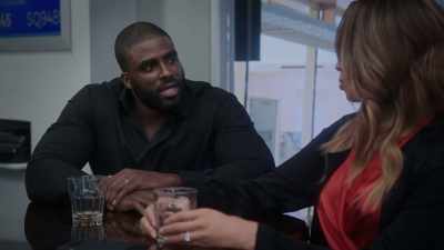 SEE, SOMETIMES IT'S JUST
AN AMAZING TIME. - Tyler Perry's The Oval
