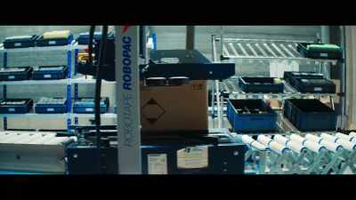 See the A4 sheet that Mickaël is slipping
between two boxes there? - Gold Brick