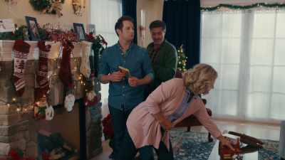 See, then the land
would cost less - A Maple Valley Christmas