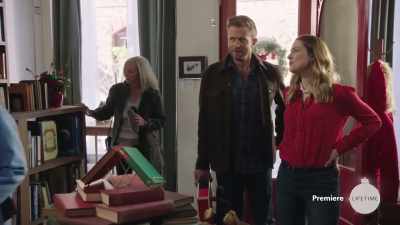 See, what did I tell you? - Christmas Around the Corner