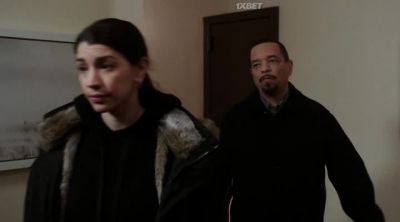 - Seem like a nice guy to you?
- For a rapist. - Law & Order: Special Victims Unit
