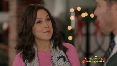Seems someone is feeling
the Christmas Spirit. - Sense, Sensibility & Snowmen