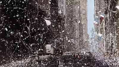 SEEN IN COLOR
FOR THE FIRST TIME. - America in Color