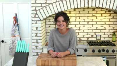 Selena, I really want to teach you - Selena + Chef