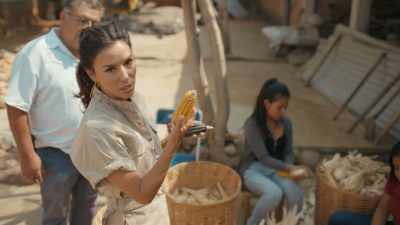 Sell it on the side
of the road. - Eva Longoria: Searching for Mexico