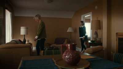 Selling a three-bedroom
house to new parents - Burden of Truth