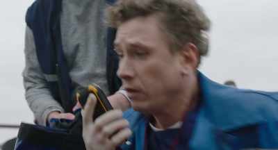 - Send them, quick!
- They are on a call. - Arrhythmia