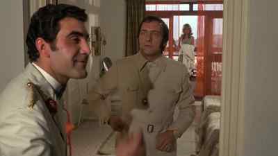 - Señor?
- Oh, the… - Steptoe &amp; Son