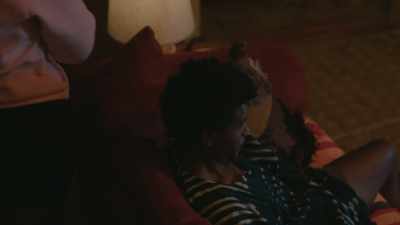 [sentimental jazz music
playing] - Blindspotting