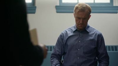 -Sergeant Diggs. -Yes? - Good Wife's Guide to Murder