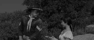 - Sergeant.
- No, thank you, I'm not hungry. - Ambush at Cimarron Pass