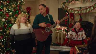 [serious music] - Haul Out the Holly: Lit Up